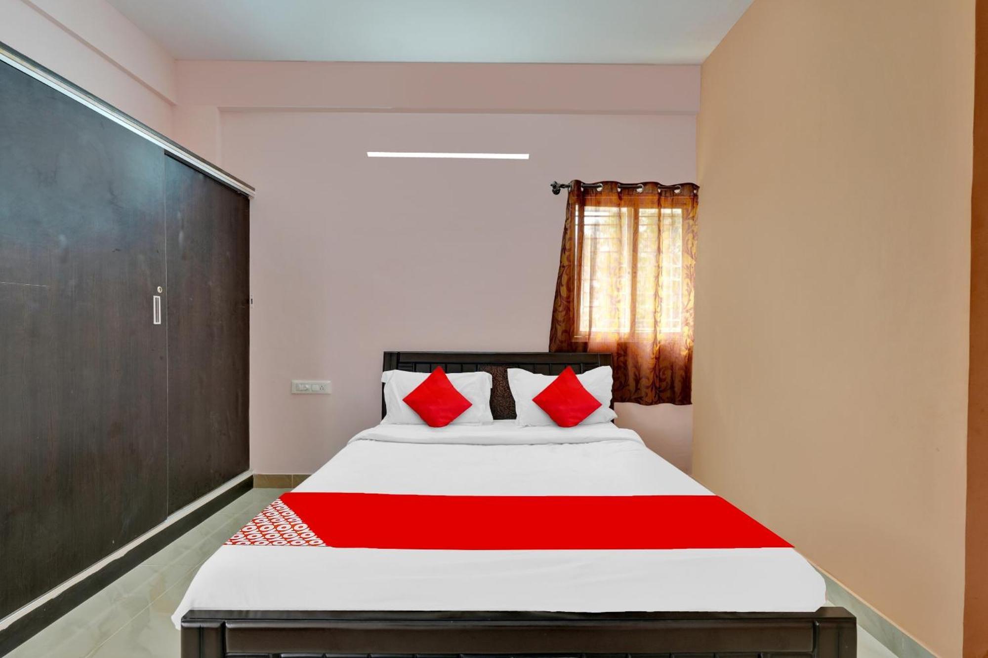 Spot On Sanjay Lodge Yelahanka ภายนอก รูปภาพ